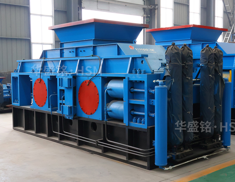 什么設(shè)備可破碎可制砂？新型對(duì)輥制砂機(jī)多少錢一臺(tái)？