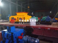 雙齒輥破碎機(jī)如何排料才能不堵料？